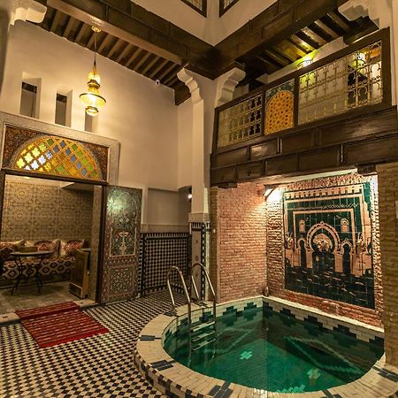 Riad Fes Lile Luaran gambar
