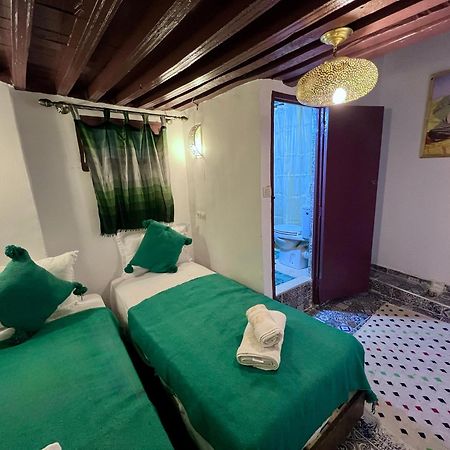 Riad Fes Lile Luaran gambar