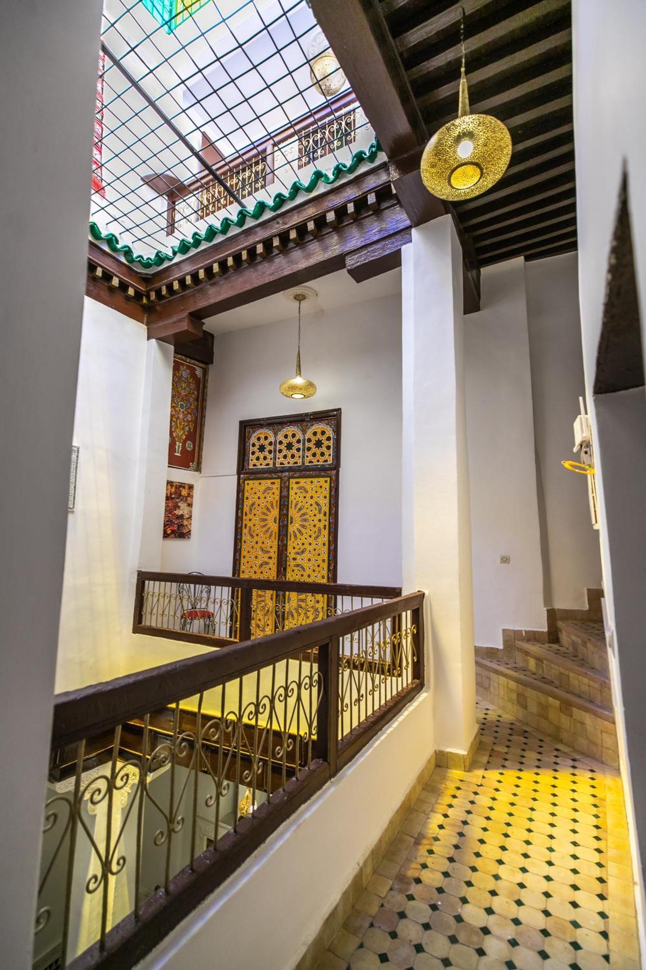 Riad Fes Lile Luaran gambar
