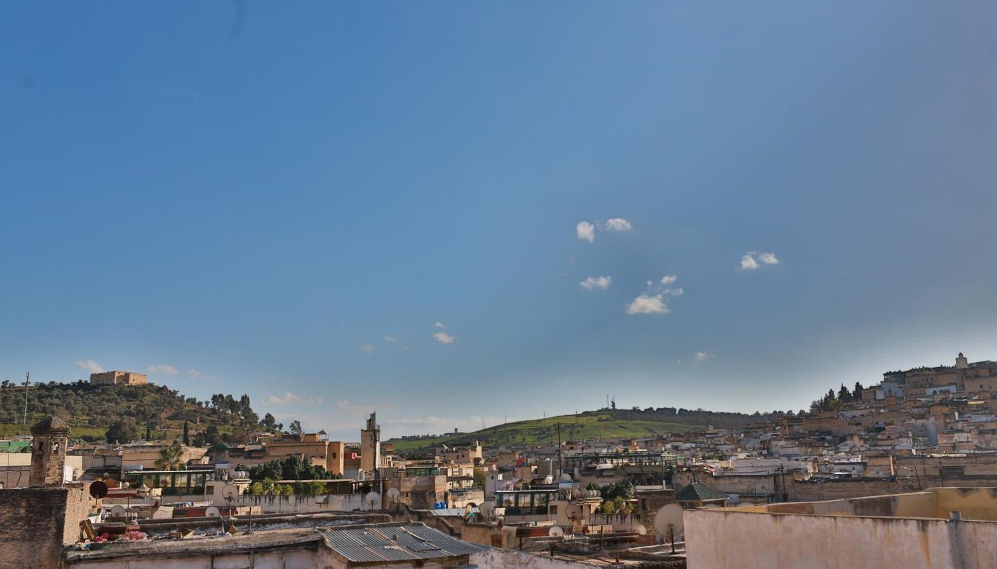 Riad Fes Lile Luaran gambar