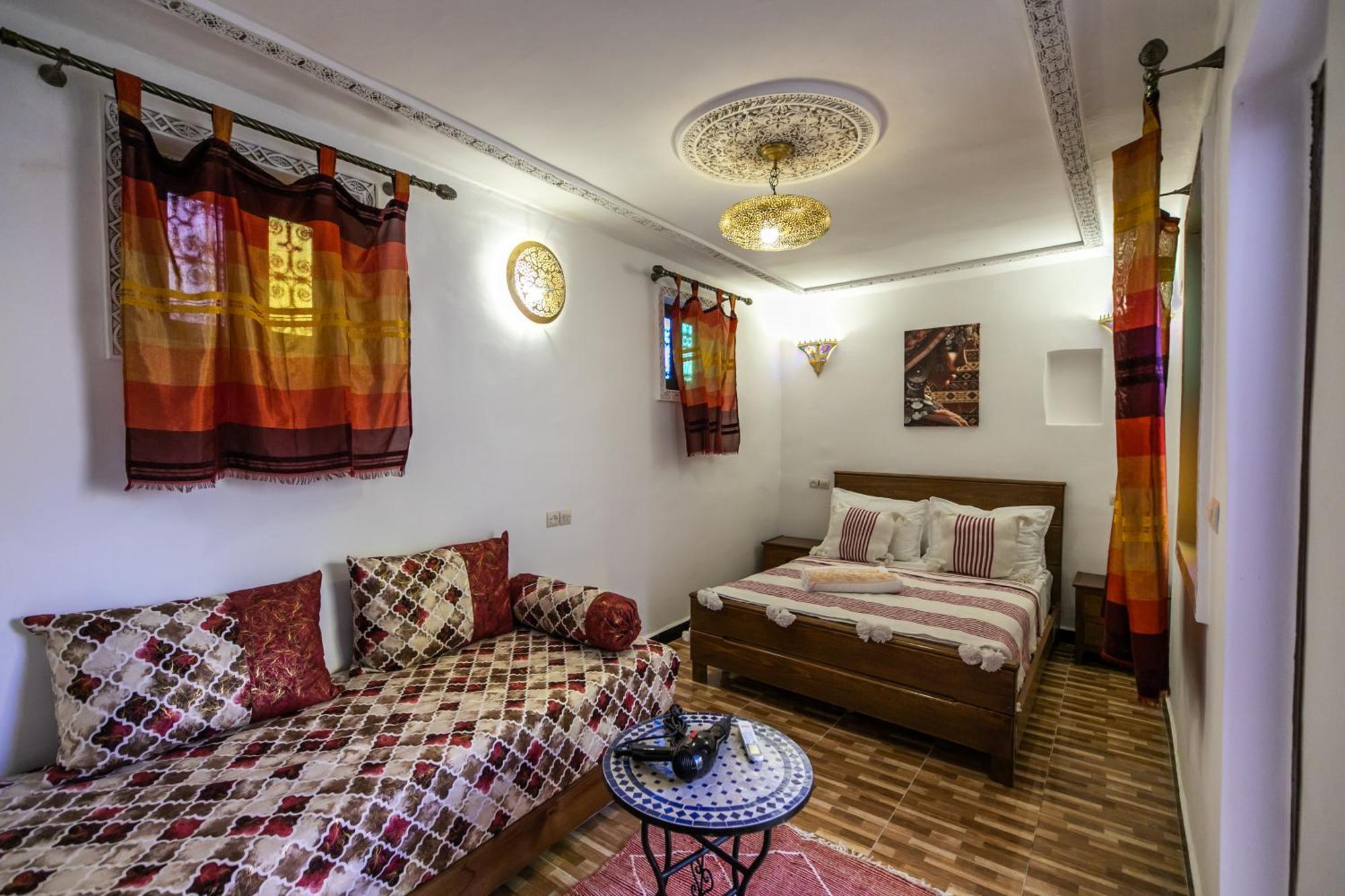 Riad Fes Lile Luaran gambar