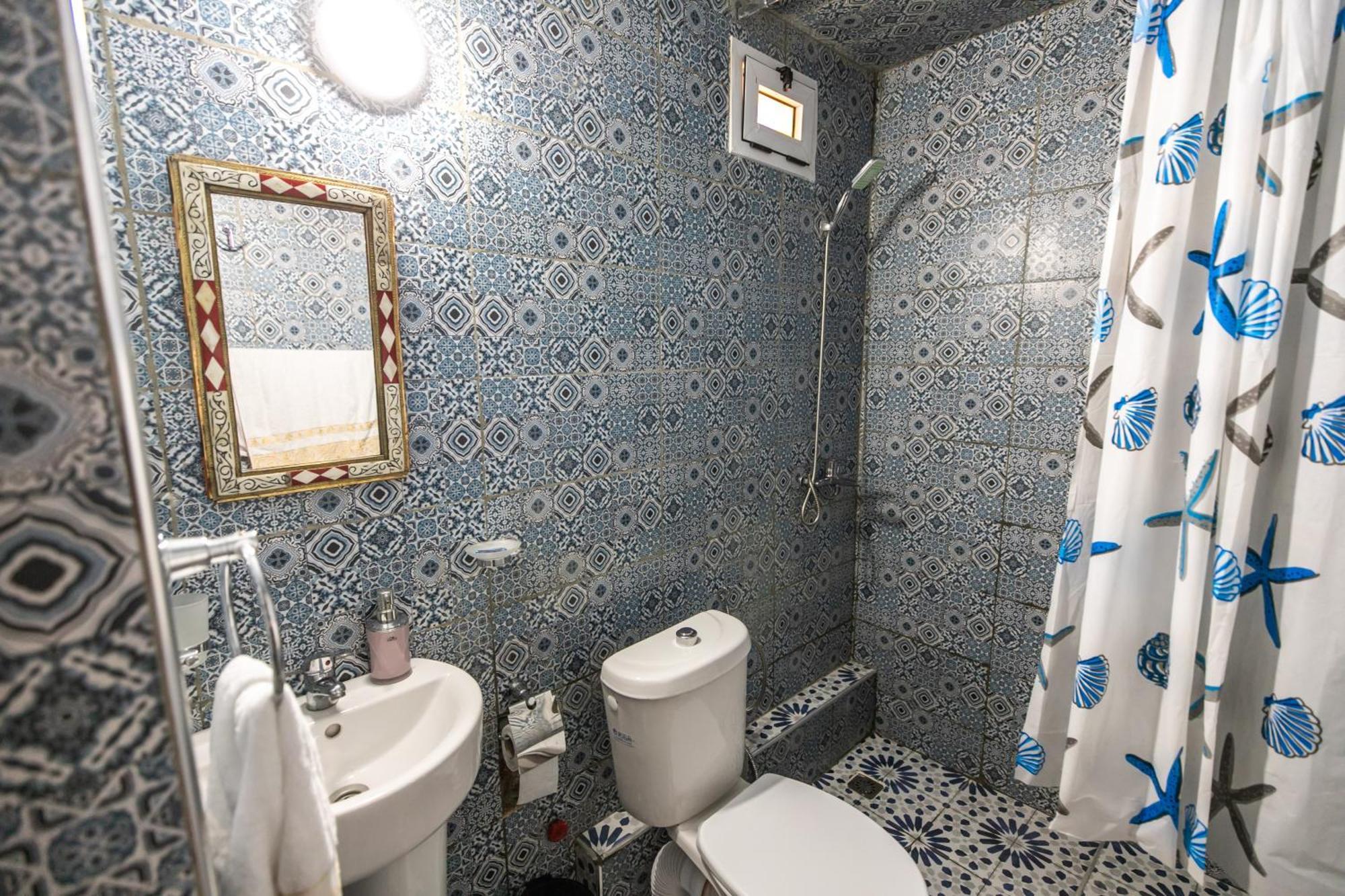 Riad Fes Lile Luaran gambar