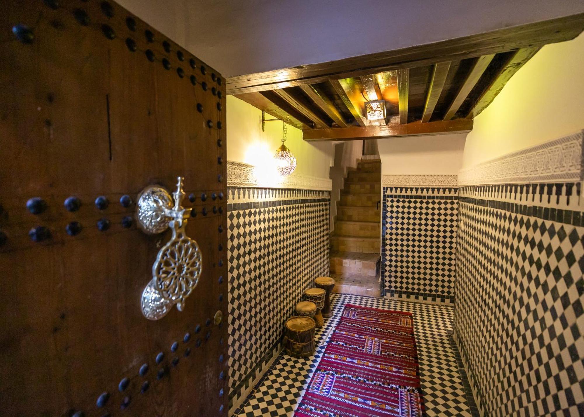 Riad Fes Lile Luaran gambar