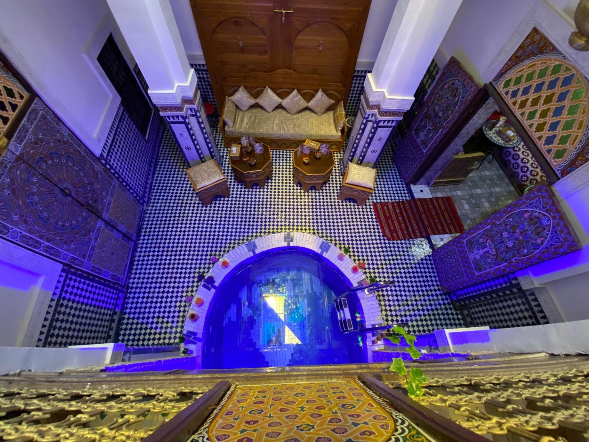Riad Fes Lile Luaran gambar