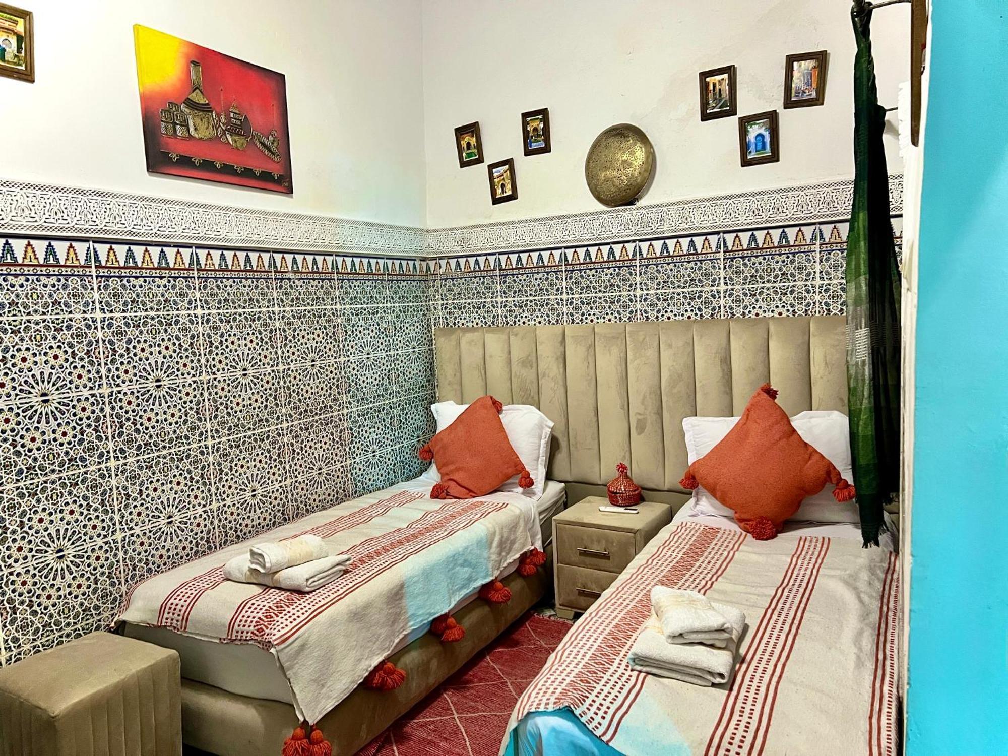 Riad Fes Lile Luaran gambar